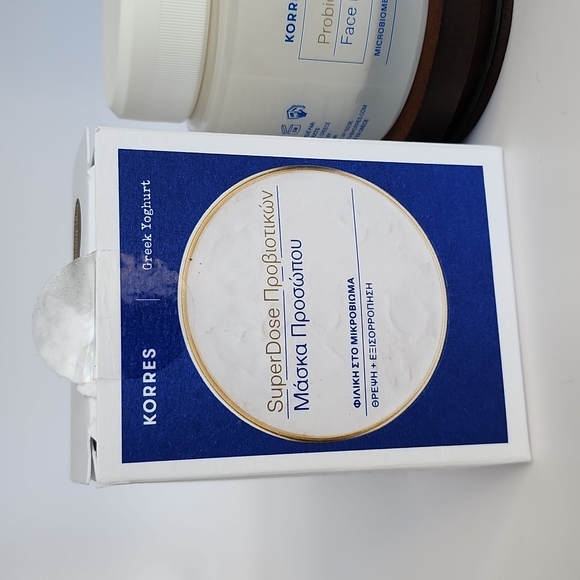 Korres Greek Yoghurt Probiotic SuperDose Face Mask - Picture 11 of 14